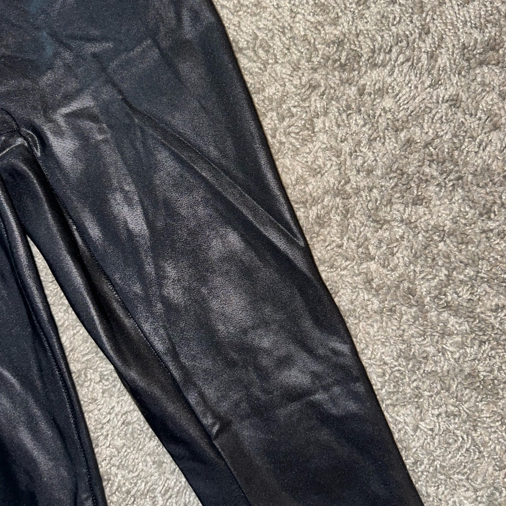 SPANX Metallic Faux Leather Leggings - Picture 4 of 4